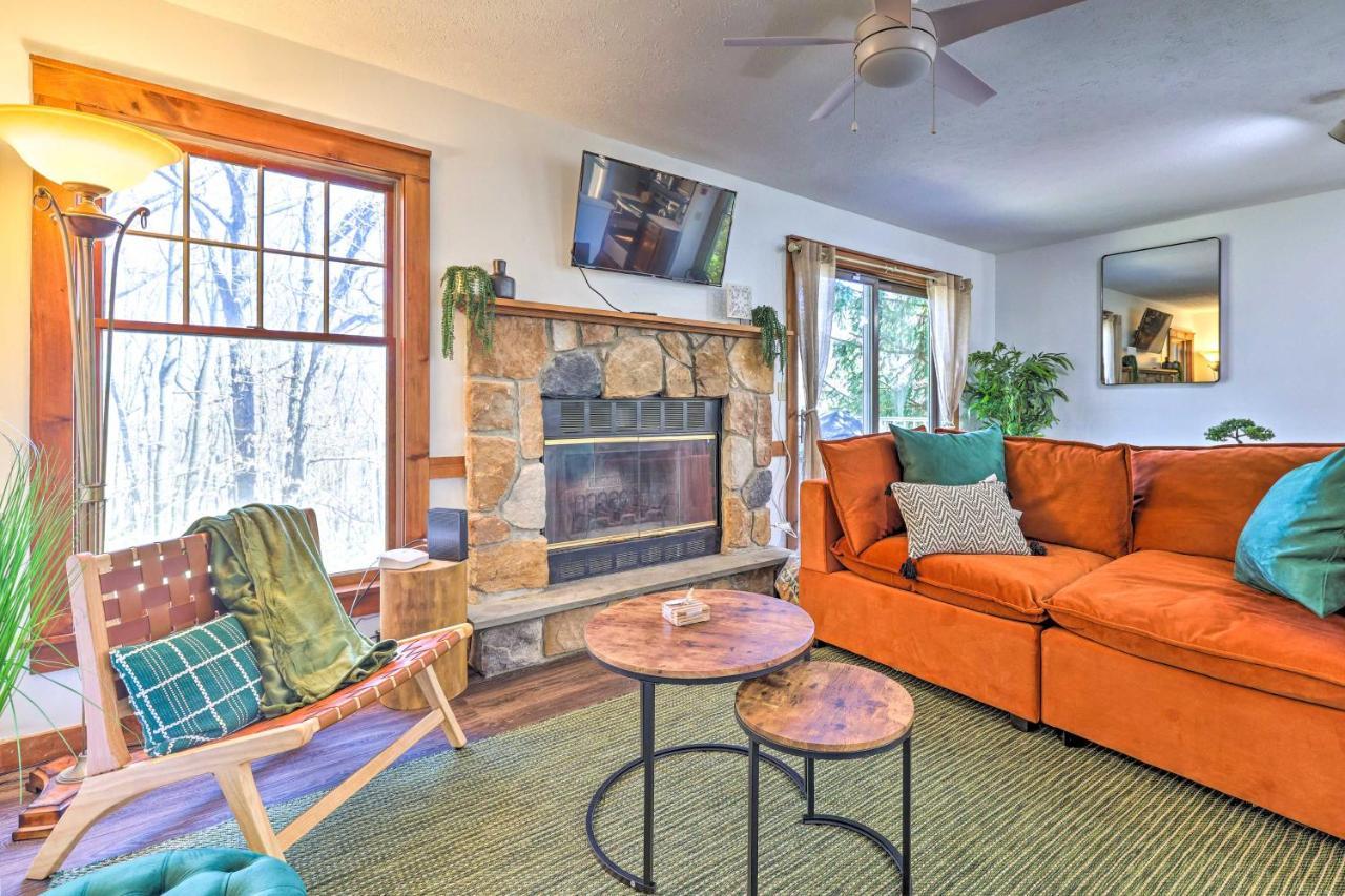 Pocono Retreat, 1 Mi To State Park And Ski Access! Tannersville Extérieur photo