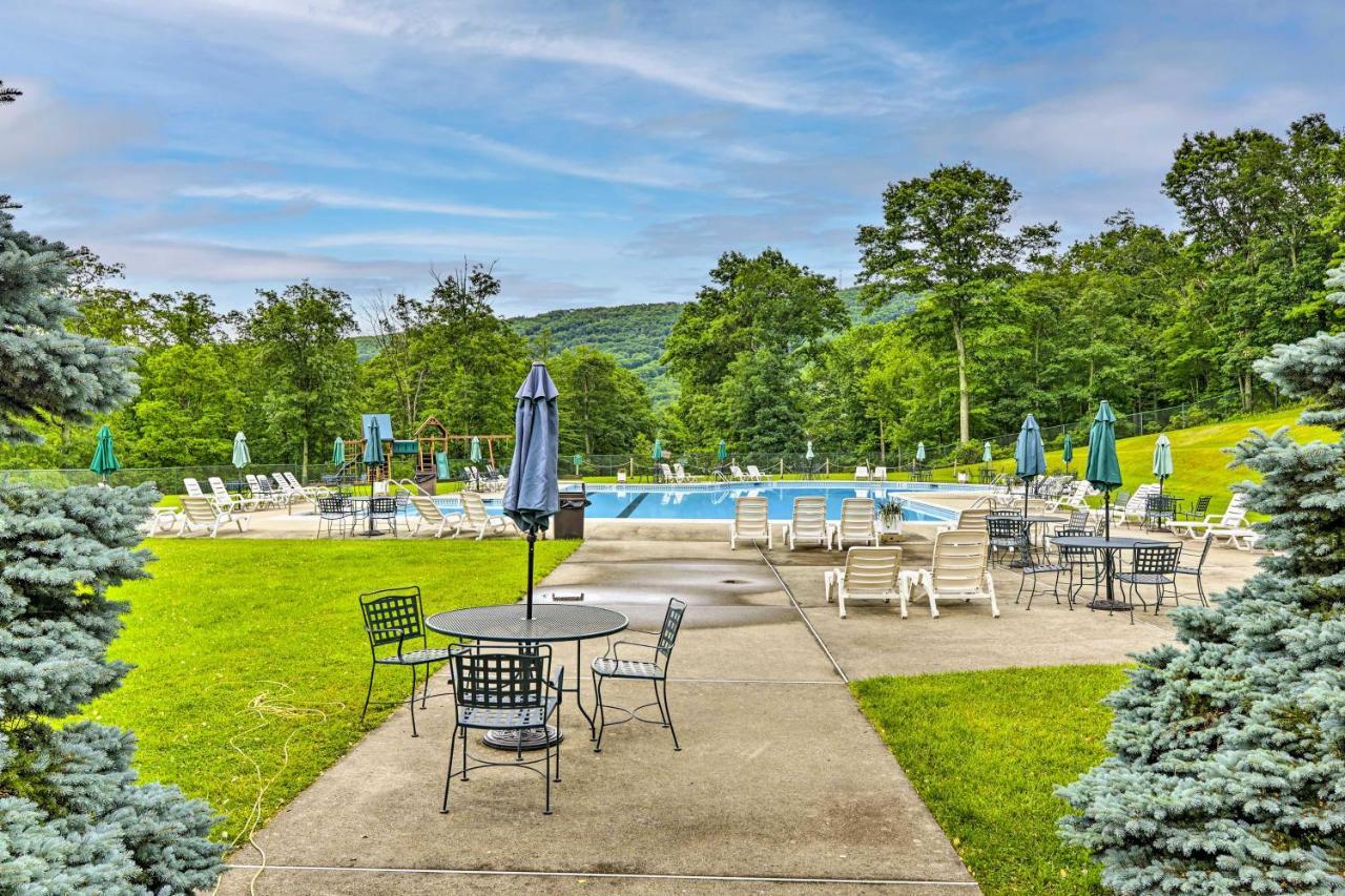 Pocono Retreat, 1 Mi To State Park And Ski Access! Tannersville Extérieur photo